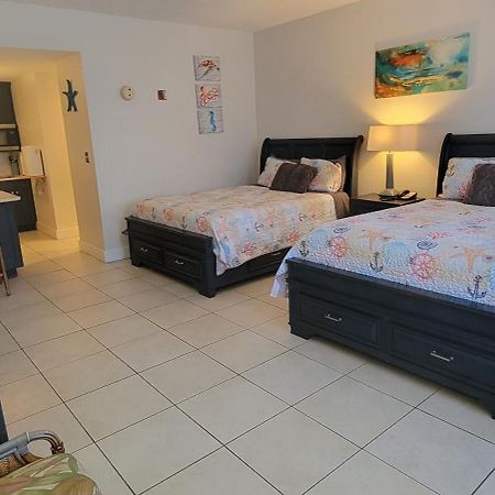 Sea Breeze, Studio 510, Beach Steps Away!+Pool+Wifi Ruskin Esterno foto